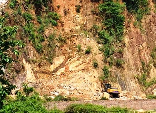 Illegal quarrying in Ri-Bhoi due to Govt inaction