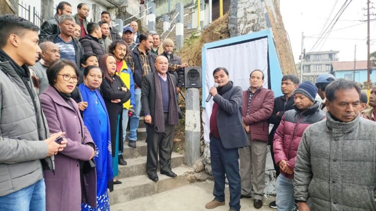Base laid for road project from Lower Lumparing to Laban