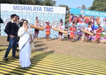 Mamata challenges MDA to show report card after 5 years in power