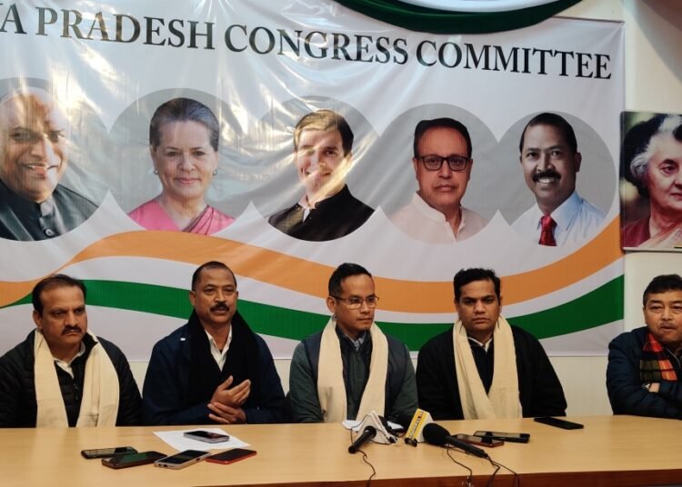 Cong panel holds one-to-one meet with ticket aspirants