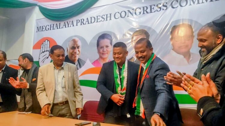 Saleng makes return to Congress fold