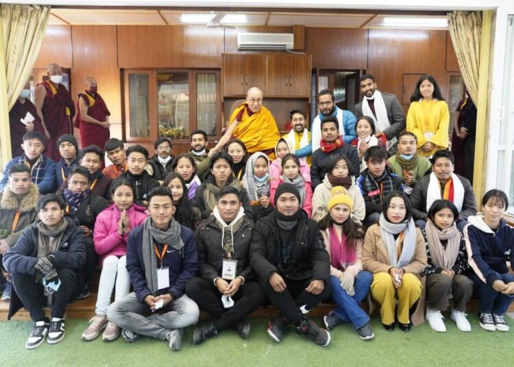 NE students under ABVP programme meet Dalai Lama