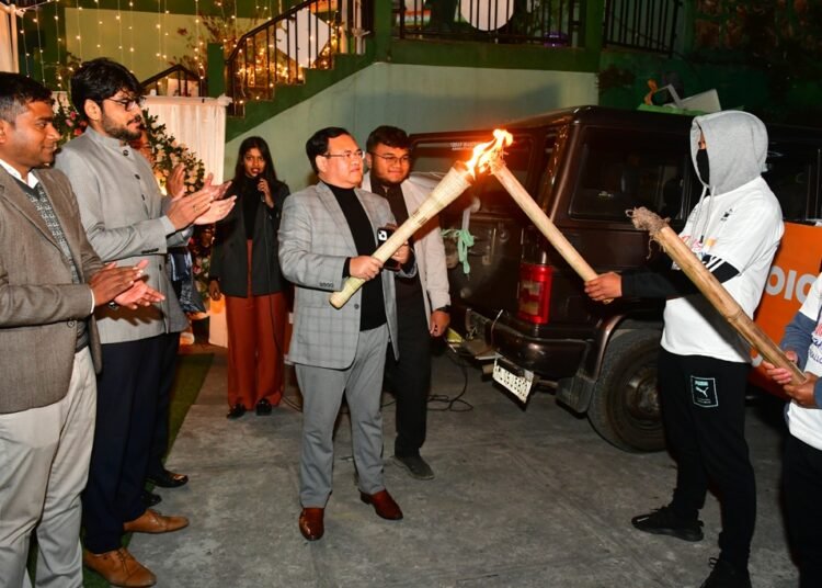 ‘Flame of Democracy’ begins tour of EKH