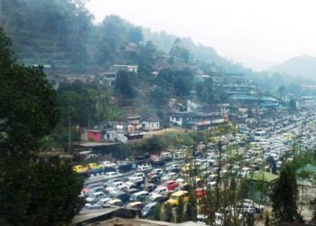 Paper scrutiny cause traffic ordeal in Nongpoh, Khliehriat