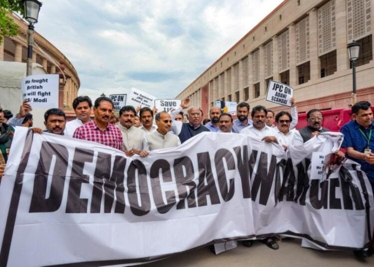 Rahul disqualified: Cong protests in MP, party workers detain train