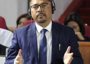 Mayralborn takes up teachers’ cause
