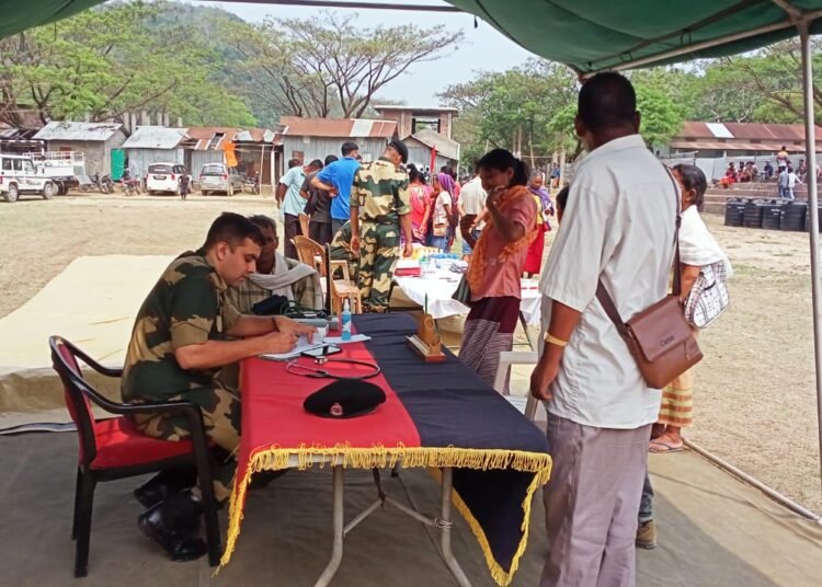 BSF conducts free medical camp in SWKH