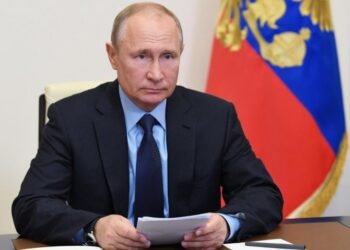 International court issues war crimes warrant for Putin