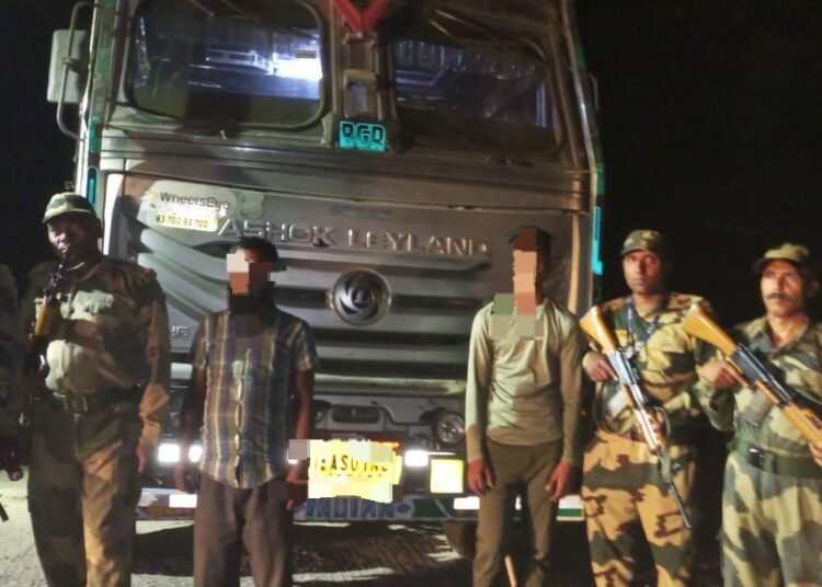 2 caught in BSF net with Rs 90 lakh of betel nuts