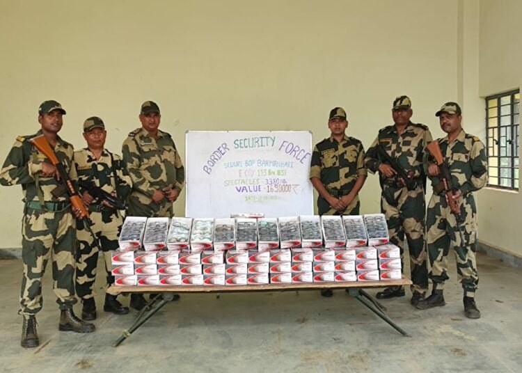 SHARP VISION: BSF seize 3000 pairs of spectacles being smuggled to B’desh