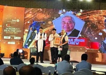 Dr Thangkhiew wins award for distinguished career