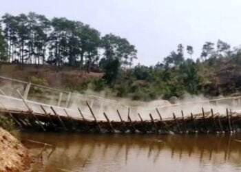 Footbridge collapses in WJH, FIR lodged against Govt dept