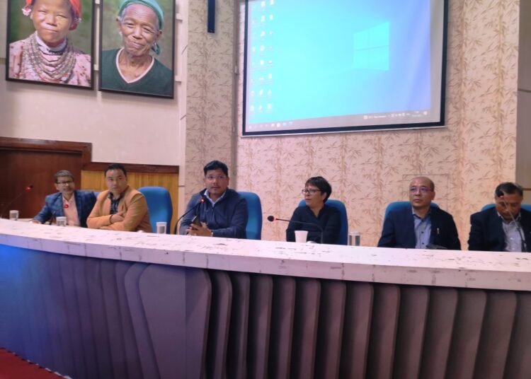 Roster not meant to benefit one community over another: CM