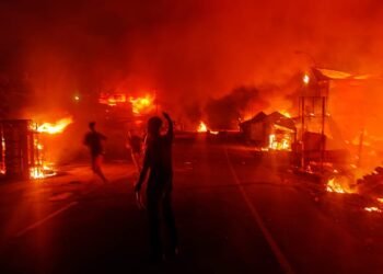 Curfew in eight districts of Manipur, mobile internet services suspended over tribal stir