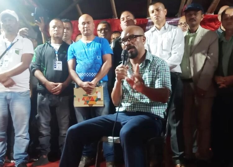 Will continue fast till Govt issues notification: Ardent