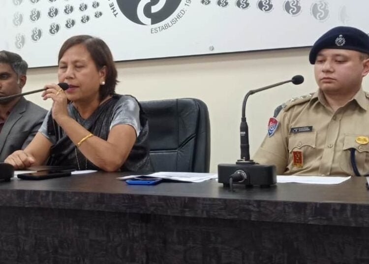 Stubbed out: Cops collect Rs 6 lakh in fines from smokers