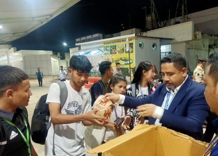 Meghalaya evacuates 17 students on second day, 165 to land next 4 days