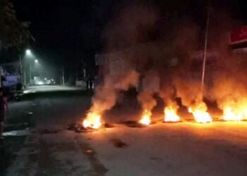 Manipur: Fresh violence in Imphal, tear gas shells fired