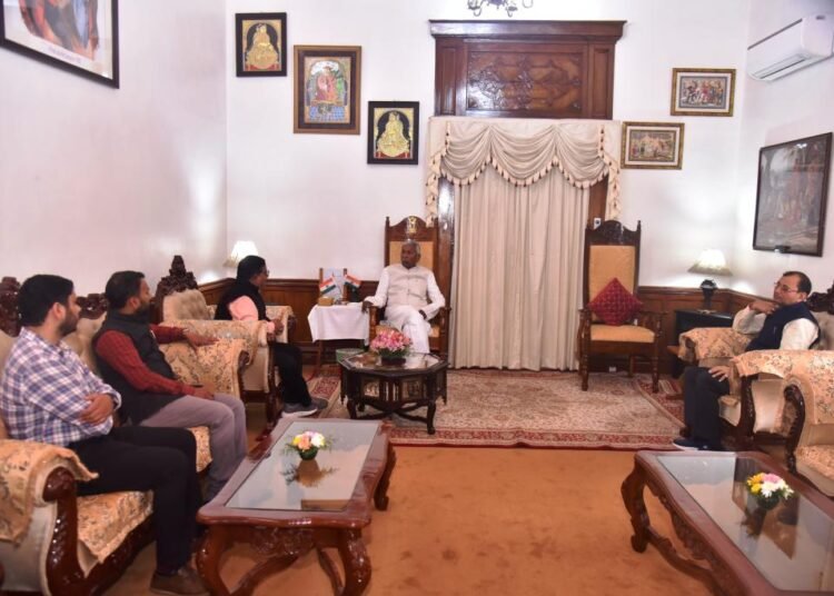 Guv briefed on performance of Hindi Institute in Mawdiangdiang