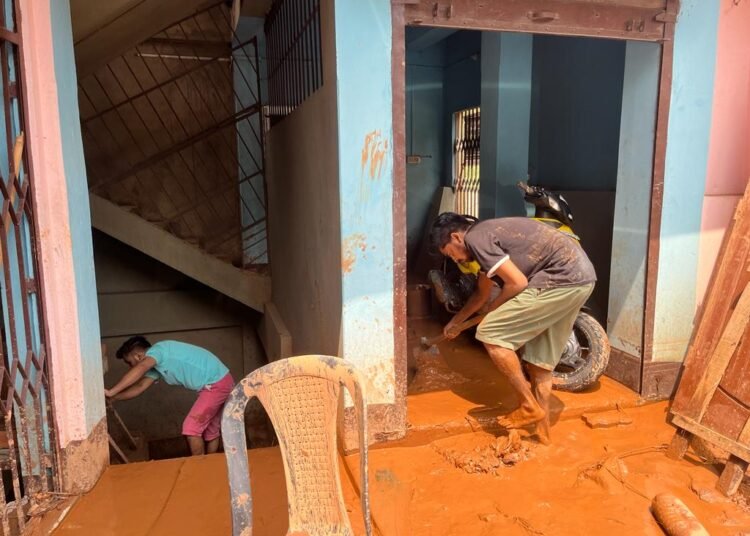 Earth cutting ruining lives for roadside dwellers