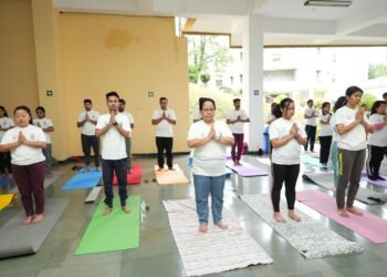 Paint store inaugurated in city