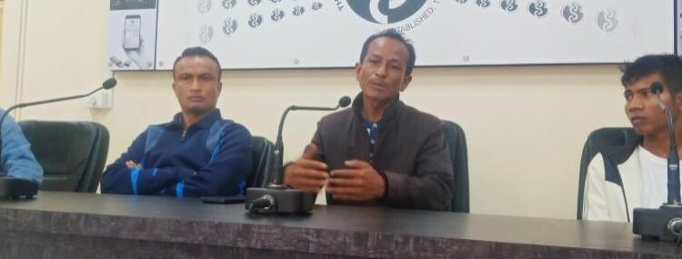 Exporters allege favouritism in permit slip issuance