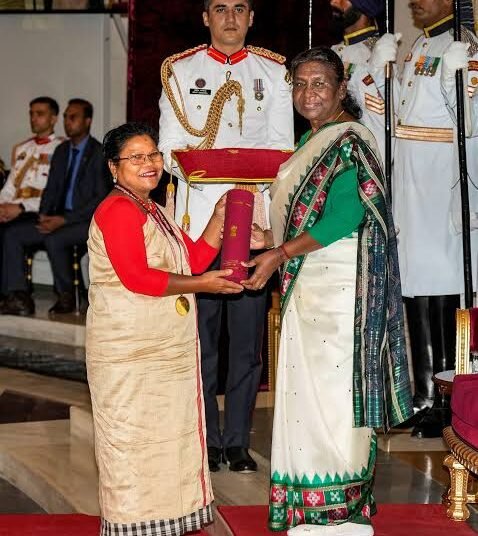 Sutnga health worker receives National honour