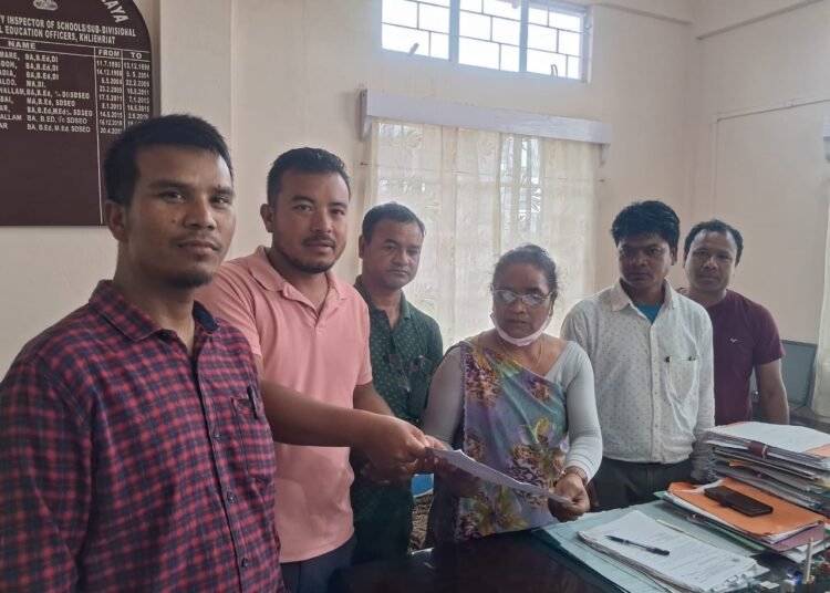 EJH teachers oppose use of attendance app