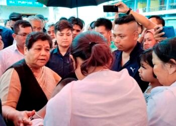 Manipur Guv urges women to restrain from blocking roads during security ops