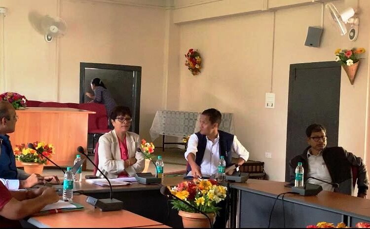 Ampareen chairs zonal meet in Jowai