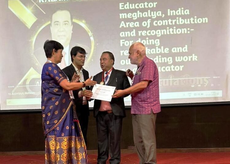 Aloysius Papang wins International Kalam Youth Leadership Award