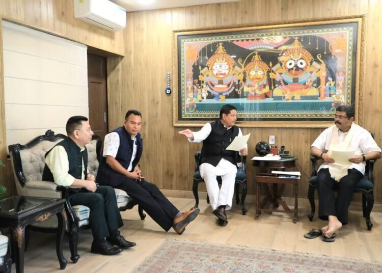 CM takes up CUET centres, resits, NEP, SSA & more with Union Minister