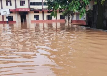 Flooded school rues lack of drainage on NH-6