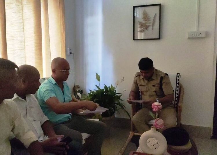 HNYF meet Ri-Bhoi SP on behalf of border residents