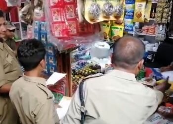 KHADC conducts surprise inspections of trading licences in Nongpoh