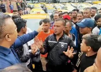 Govt backs down over closure timings, taxi odd-even rule