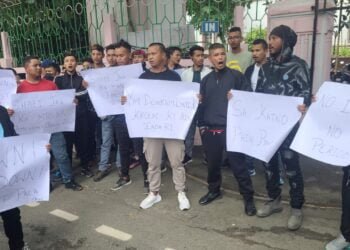 HYC stages sudden protest to demand ILP