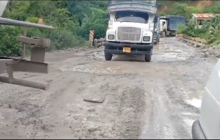 Slow progress of NH-6 repairs irks travellers