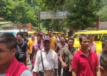 Ri-Bhoi tourist taxis march over unpaid Govt bills