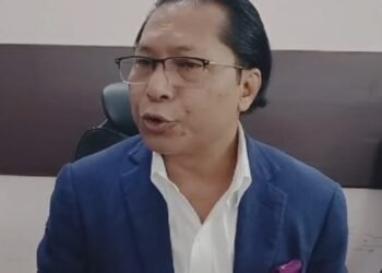 ‘Legal notice should be directed to CM for taking matters outside the house’