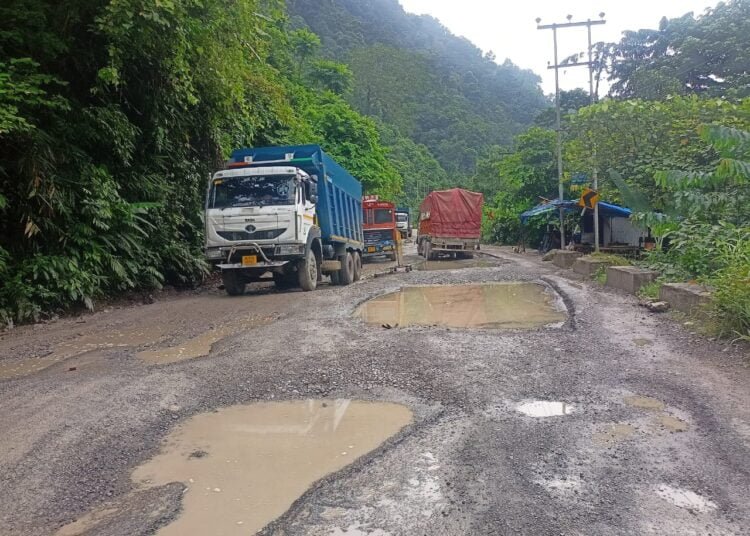 Shabby condition of NH-6: Sit-in protest in Khliehriat today