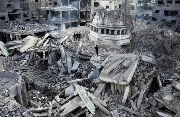 Gaza will be under complete siege; there will be no electricity, food or fuel: Israeli defence minister