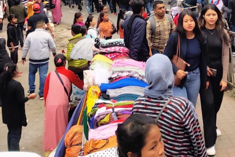 Footpaths completely taken over by hawkers: HC