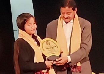 293 meritorious students of Raid Laban area felicitated
