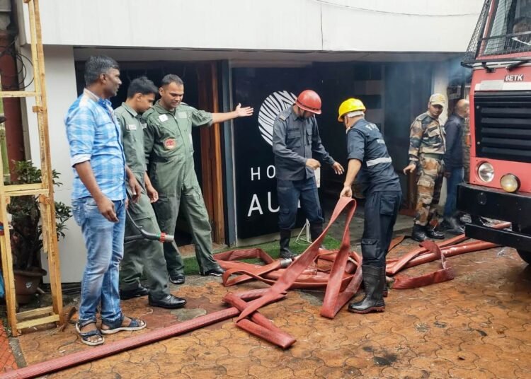 Still no word on cause of conflagration; congestion led to 30 min delay for Fire Service