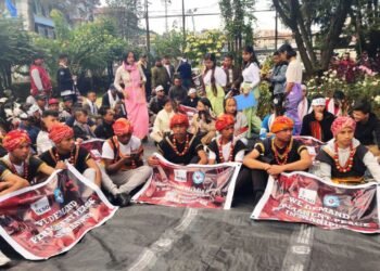 Shillong students of all communities demonstrate for peace in Manipur