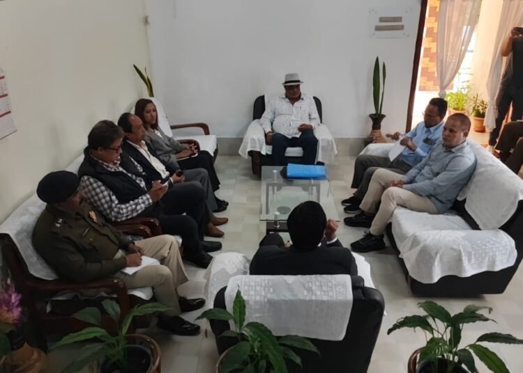 Govt seeks to calm NEPMU tempers