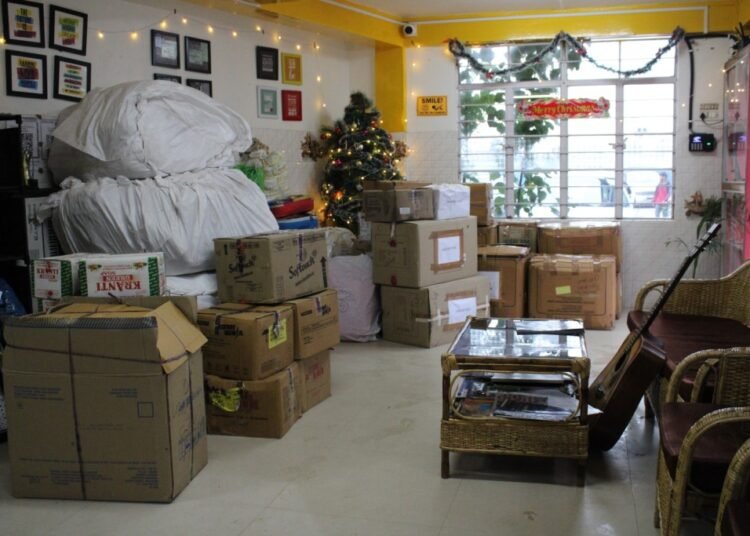 Contributions pour in at MLCU programme to aid Manipur victims