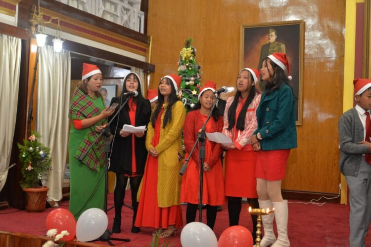 Raj Bhavan hosts pre-Christmas celebration