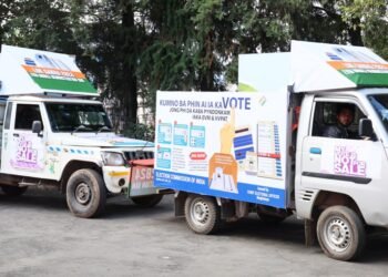 EVM demonstration van launched in run up to Lok Sabha polls